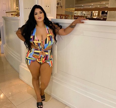 tallgirl onlyfans kostenlose nacktheit fotos