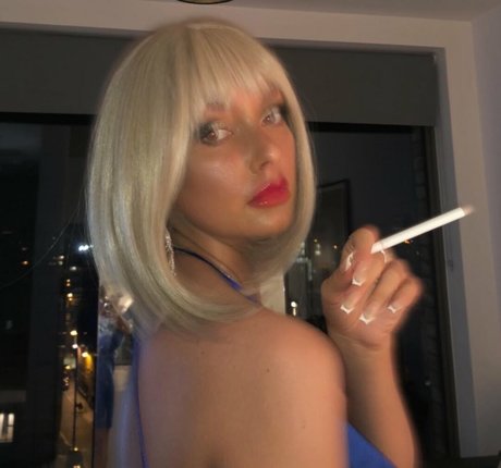 Lucy Cartlidge porno kostenlose bild