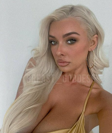 Lucy Cartlidge schöne pornografische foto