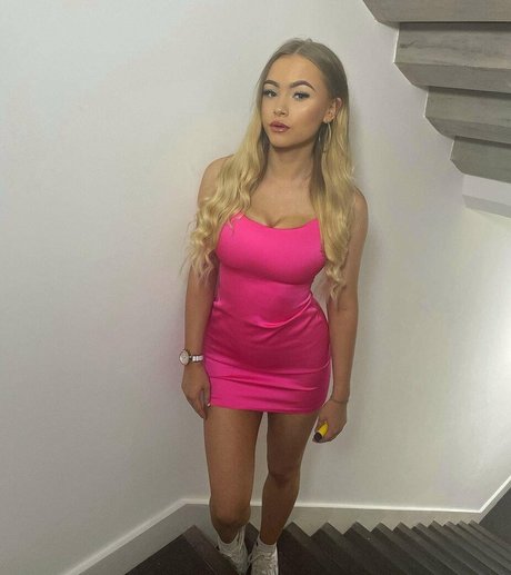 Lucy M heiße pornostar galerien