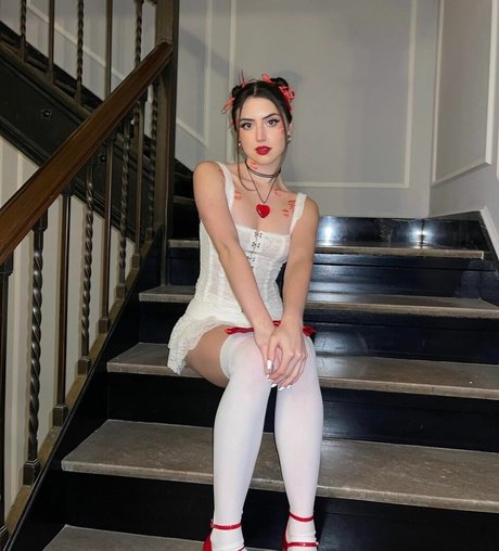 Sophie Silva schauspielerin kunst bild