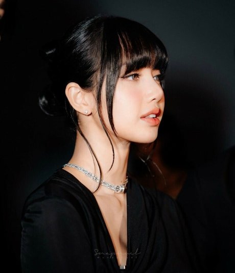 Lisa Blackpink exklusive sex bilder