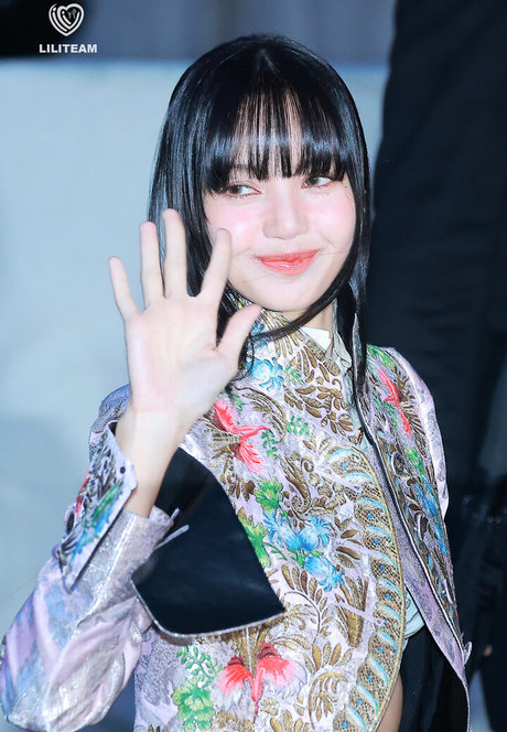 Lisa Blackpink perfekte pornographische galerien