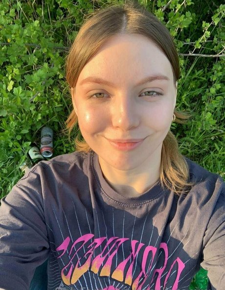 camillacammyy kunst hübsche galerien