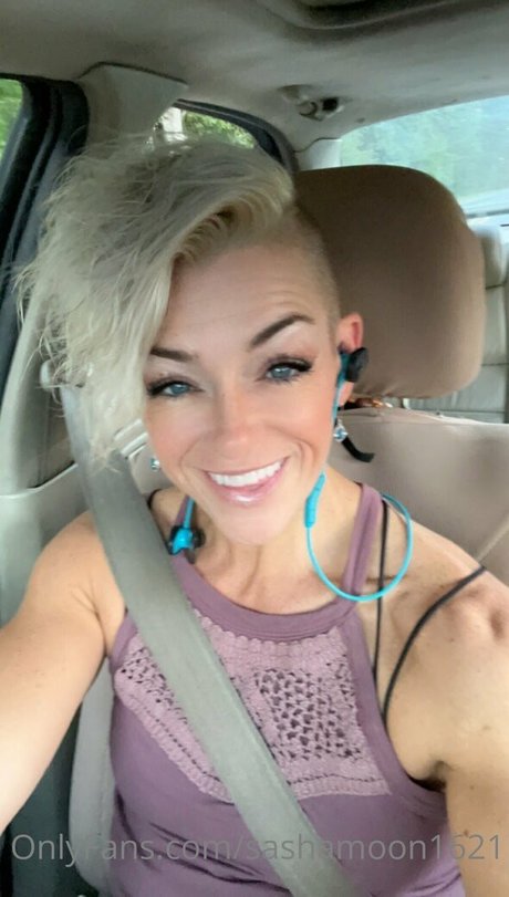 sashamoon1621 schauspielerin porno foto
