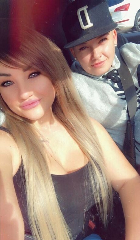 reallesbiansx schauspielerin exklusive archiv