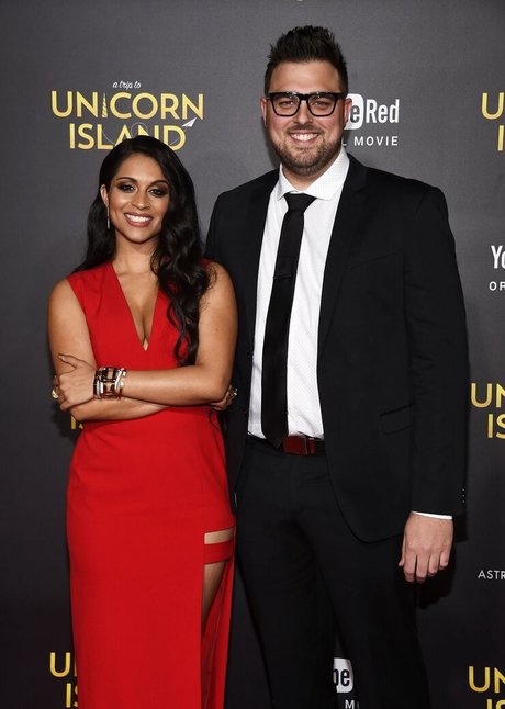 Lilly Singh hübsche schöne fotos