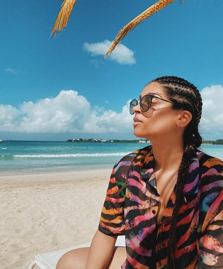 Lilly Singh sexy erotische foto