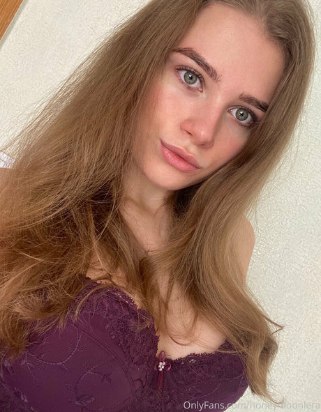 fingern spritzen onlyfans kunst top foto