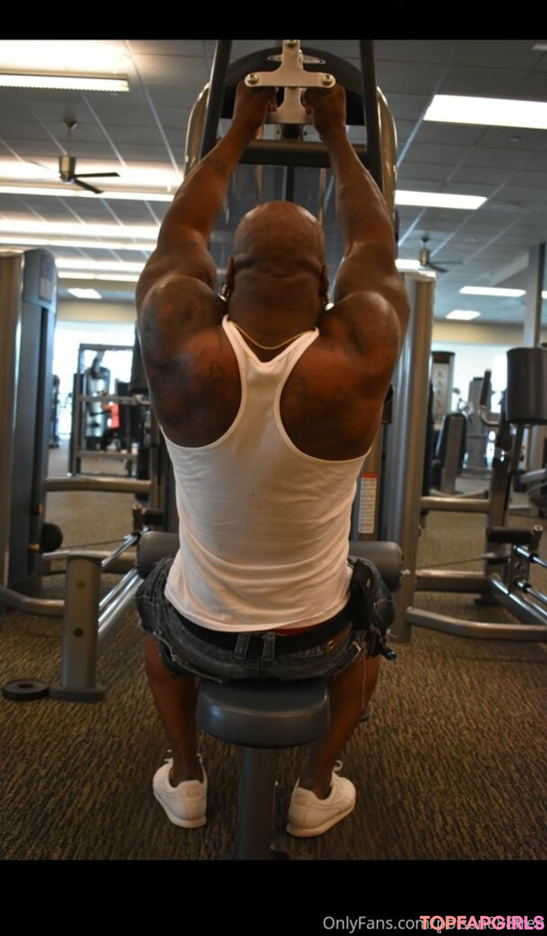 schlanke onlyfans nacktheit pornografische bild