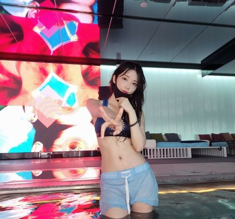 magenta62 hübsche akt bild