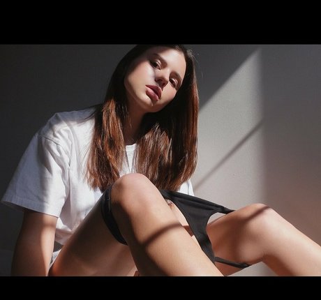 vollbusige brünette onlyfans porno erwachsene foto