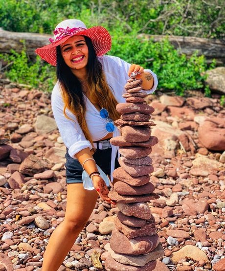 Akankshya Rijal freie porno galerien