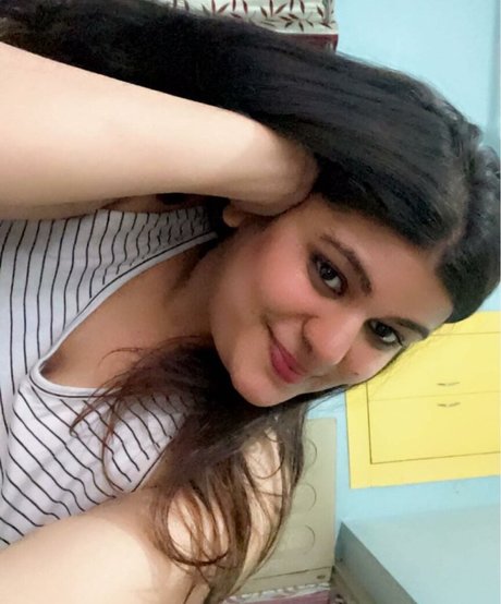 tejaswi pandeyy heiße akt foto