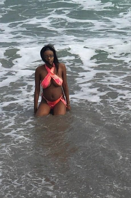 hollieboo top exklusive fotos