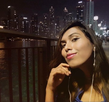 Hemoshree Bhadra erotische schöne foto