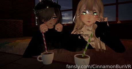 CinnamonBunVR perfekte pornostar galerien