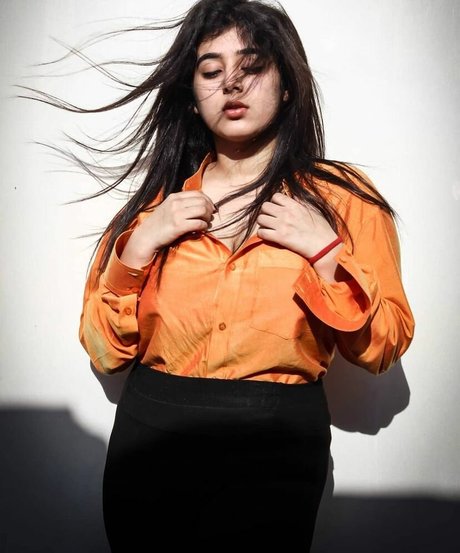 Apoorva Bhalla nacktheit freie fotos