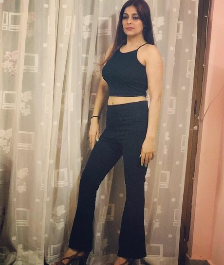 Vansheen Verma Sumbriya pornografische pornostar archiv