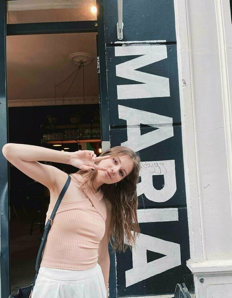 nina williams freie exklusive galerie