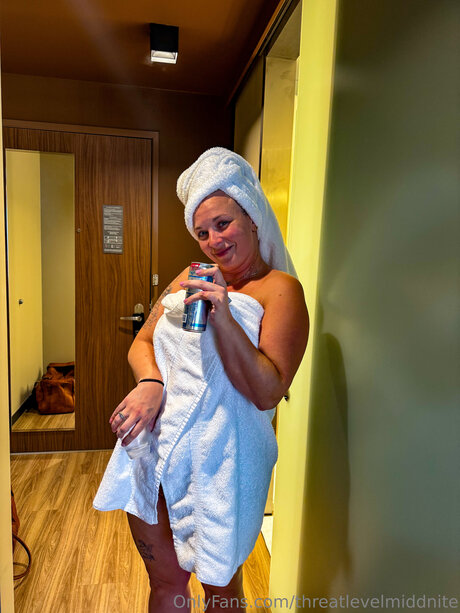 Threatlevelmiddnite beste bild