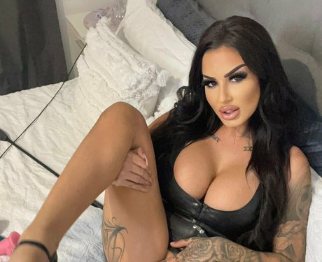 jordanmillicentfree perfekte pornostar foto