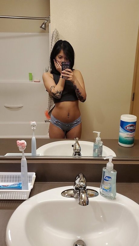 pisssbabyy nackten pornostar bilder