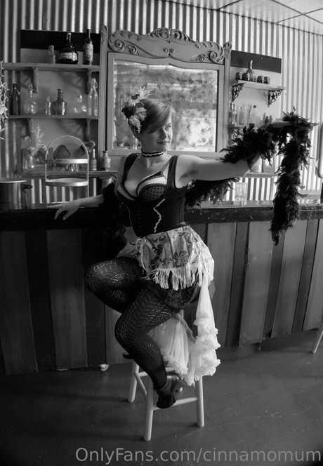 cinnamomum hd nackte archiv