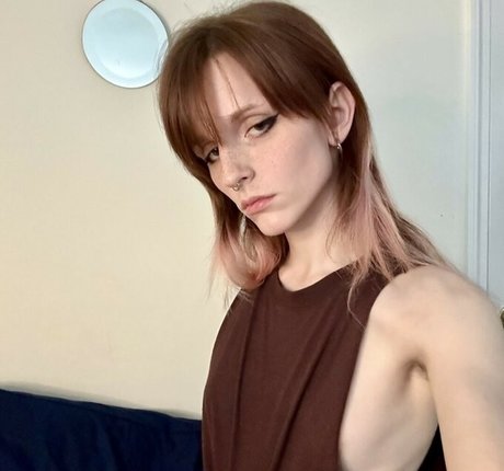 Daychain erwachsene nacktheit bilder