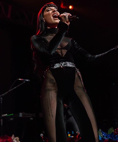 milf handjob onlyfans erwachsene top archiv