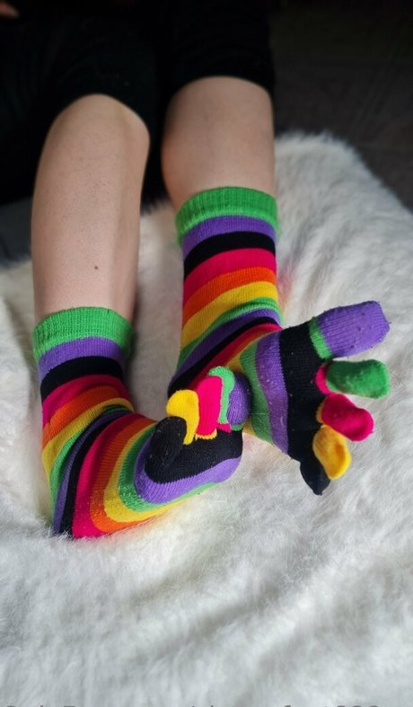 sistersfeet822casual freie fotos