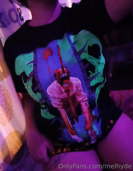 Dani Himejima erotische top foto