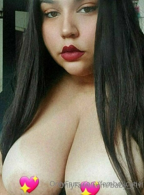 femboiicutie model kunst archiv