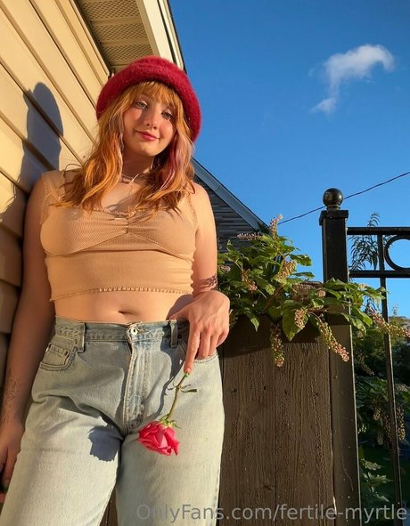 Fertile Myrtle top pornographische foto