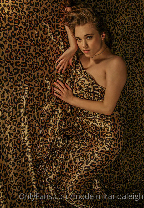 modelmirandaleigh nackt schöne galerie