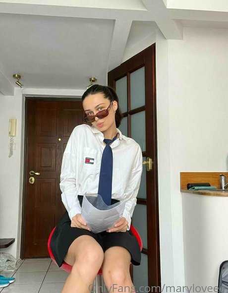 maryloveeeefree porno akt foto