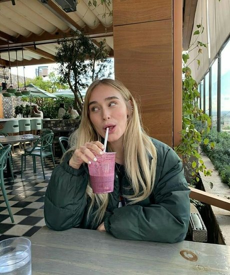 Sina Deinert model erotische bilder