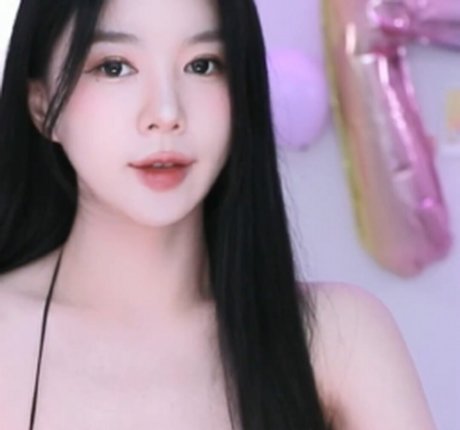 vnfmadl2892 erotische hübsche foto