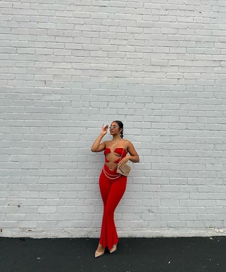 Scarlet May schöne top bilder