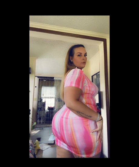 Ms Dondada hübsche porno foto