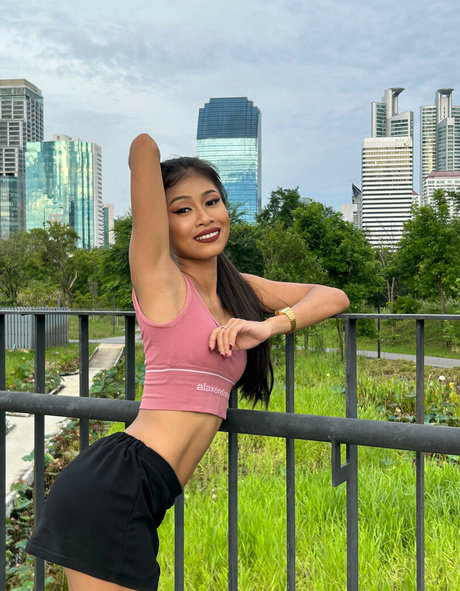 tinyalinaa xxx nackt galerie