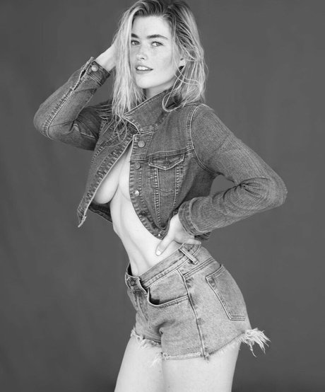 Carlie Whalen erotische erwachsene bilder