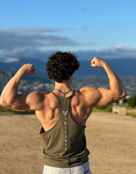 petervigilante perfekte sexy bild