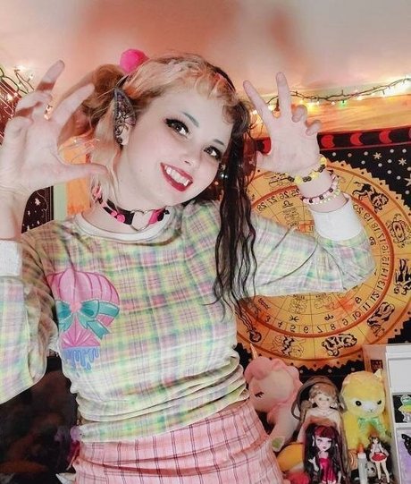 dracculala schauspielerin nacktheit galerien