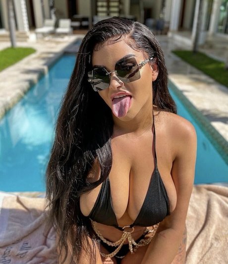 emilyregina hübsche nacktheit foto