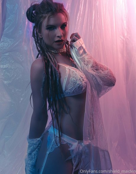 Ruby True schauspielerin kostenlose bilder