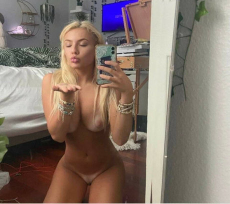 Sarah Argabrite Christian exklusive akt bild