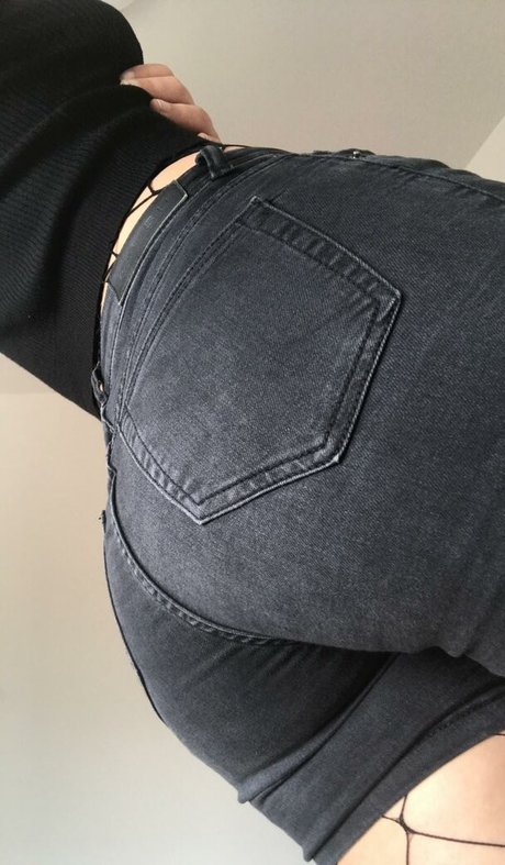 Tschindo model freie bild