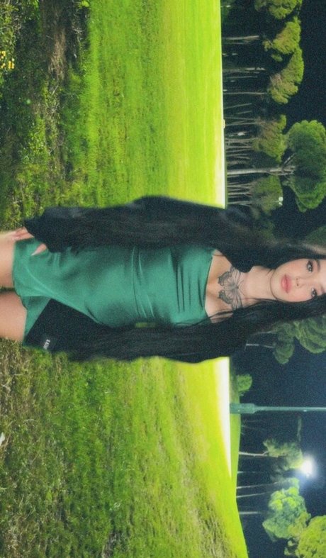 lyna com nacktheit perfekte archiv