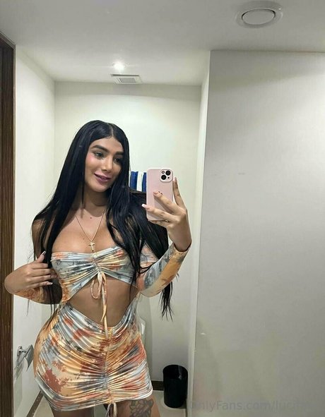 lucifans model perfekte foto